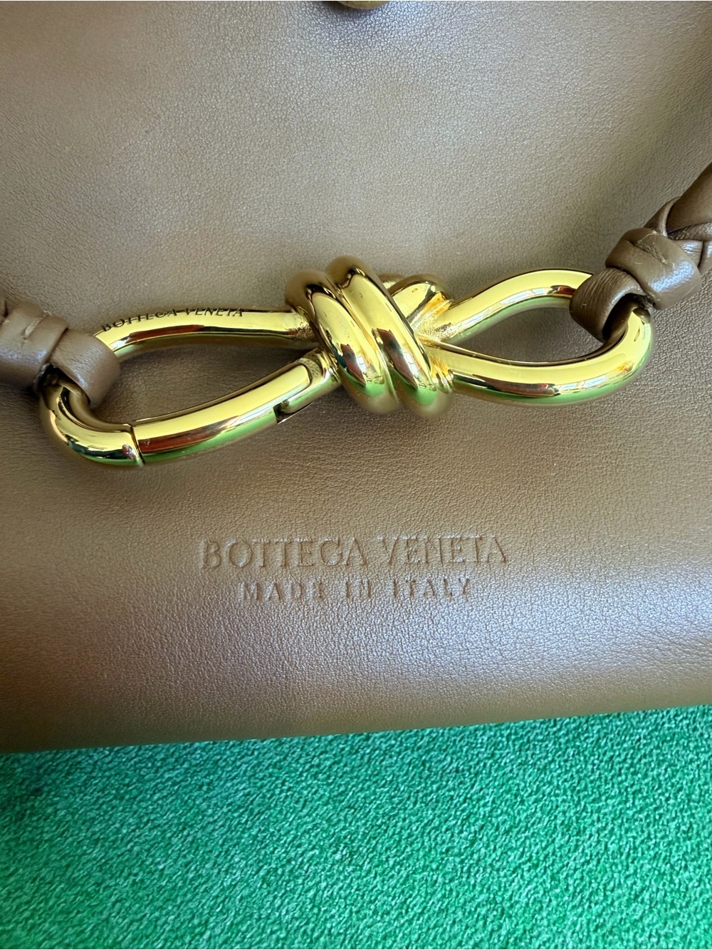 [SOLD💔]Bottega Veneta Ciao Ciao Small Leather Top Handle Bag - Picture 3 of 12